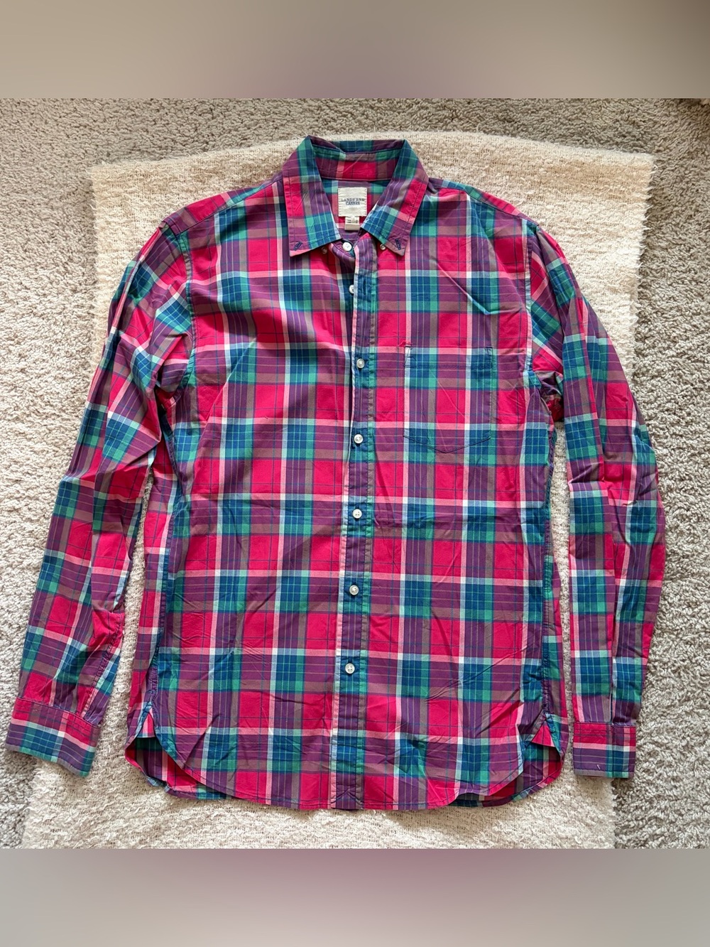 Lands End Canvas Men’s Plaid Long Sleeve button up shirt